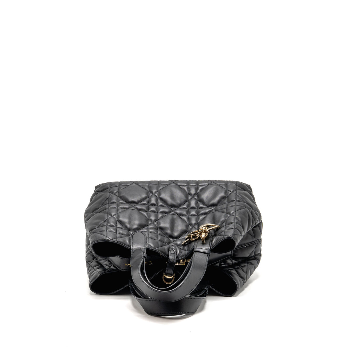dior-medium-dior-toujours-tote-bag-macrocannage-calfskin-black-lghw-copy-1