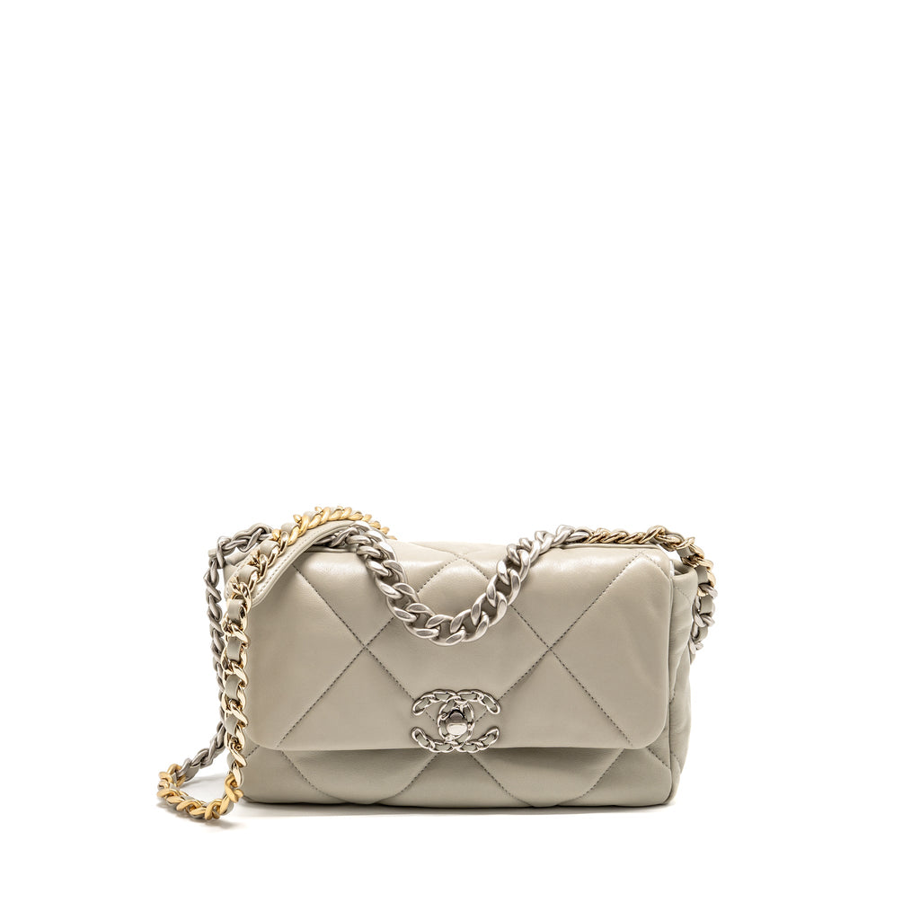 chanel-small-19-bag-lambskin-light-grey-multicoloured-hardware