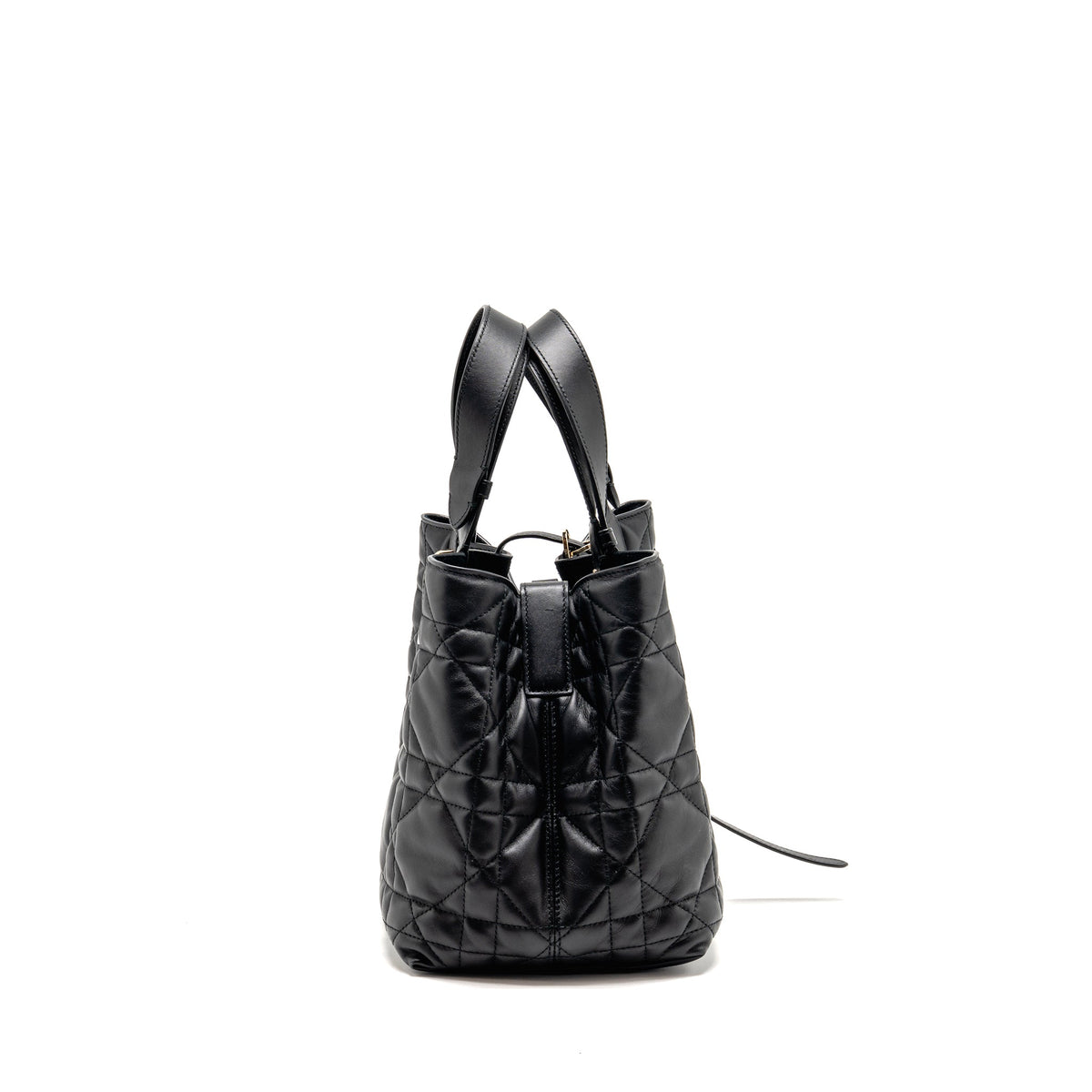 dior-medium-dior-toujours-tote-bag-macrocannage-calfskin-black-lghw-copy-1