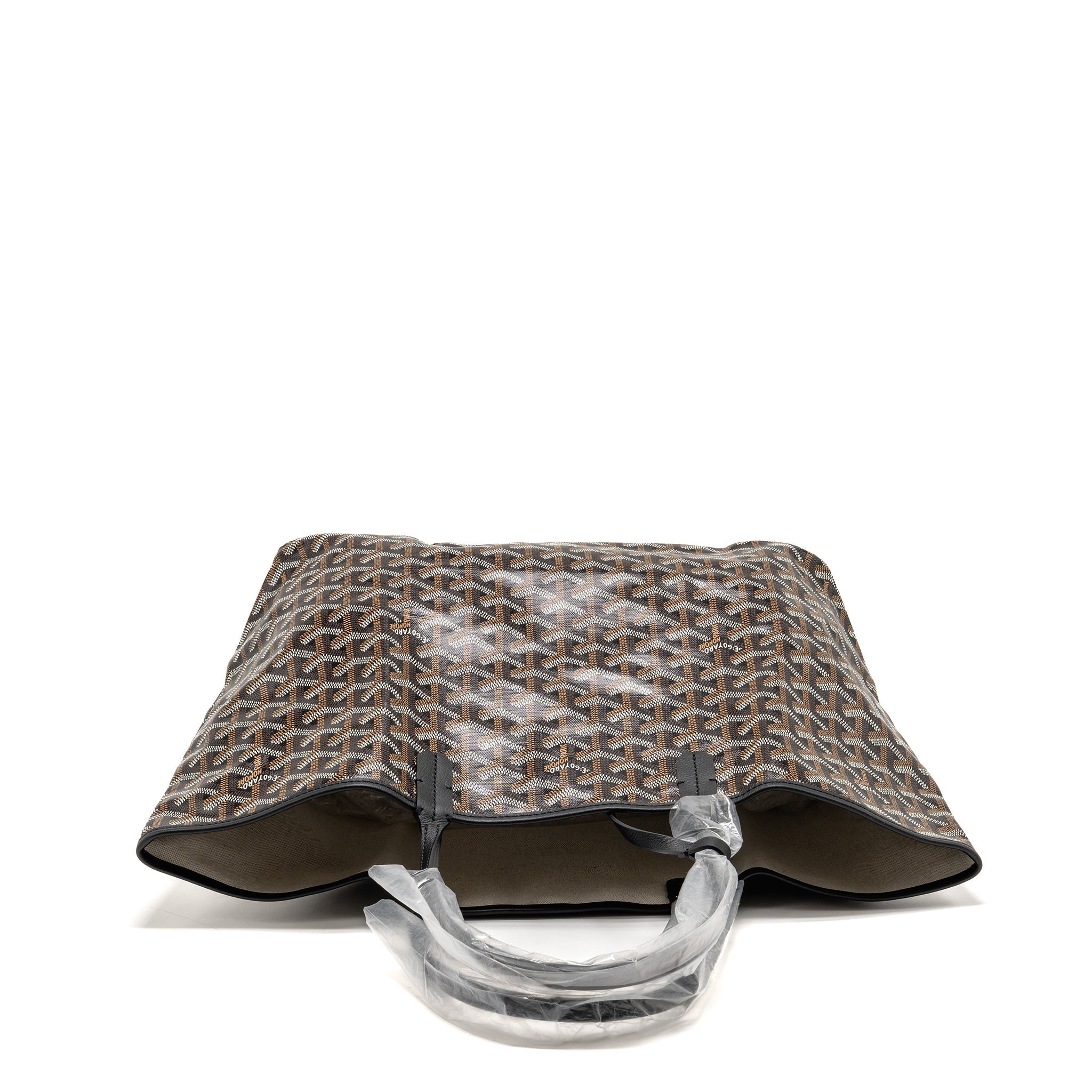 goyard-saint-louis-pm-bag-goyardine-canvas-chevroches-calfskin-black-shw-copy