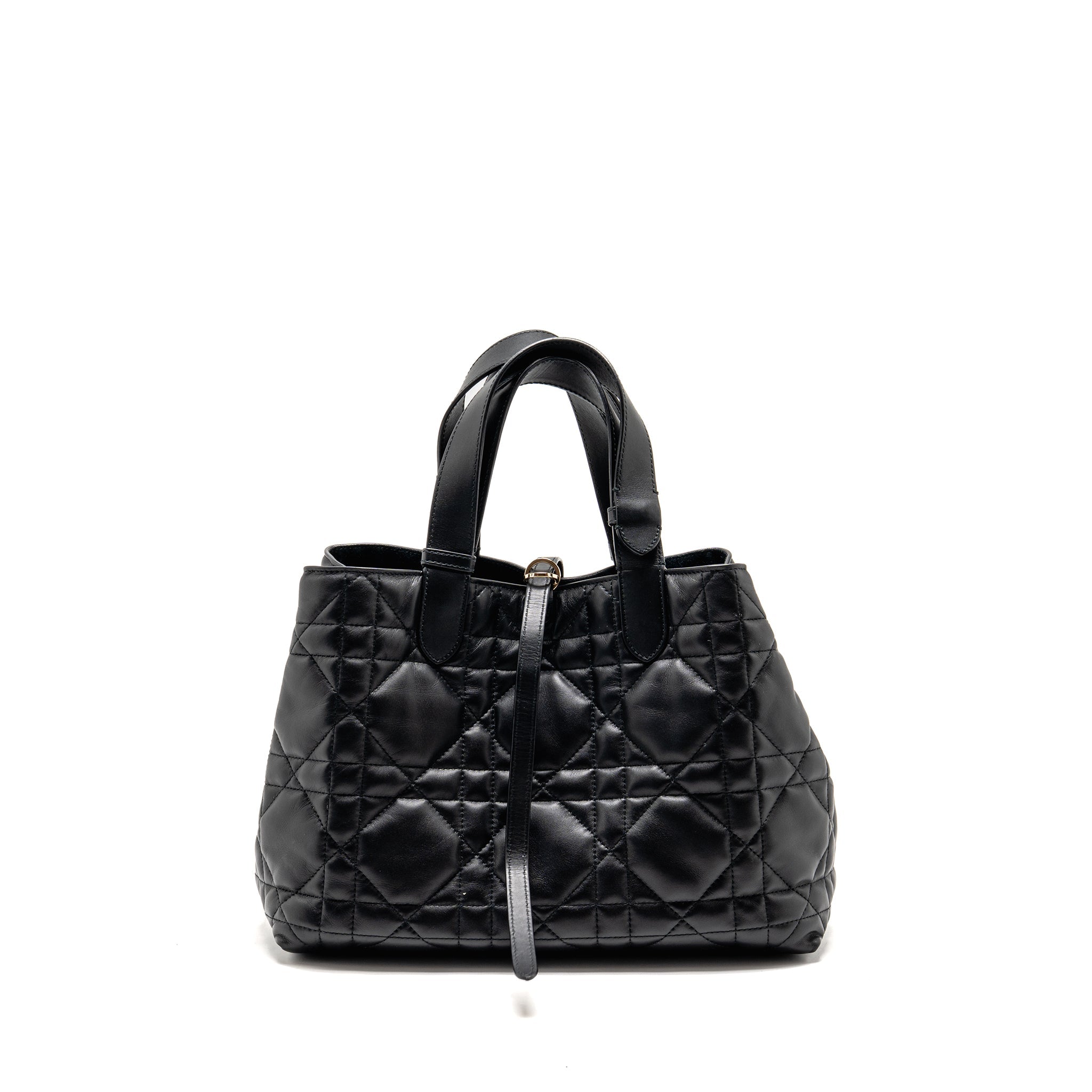 dior-medium-dior-toujours-tote-bag-macrocannage-calfskin-black-lghw-copy-1