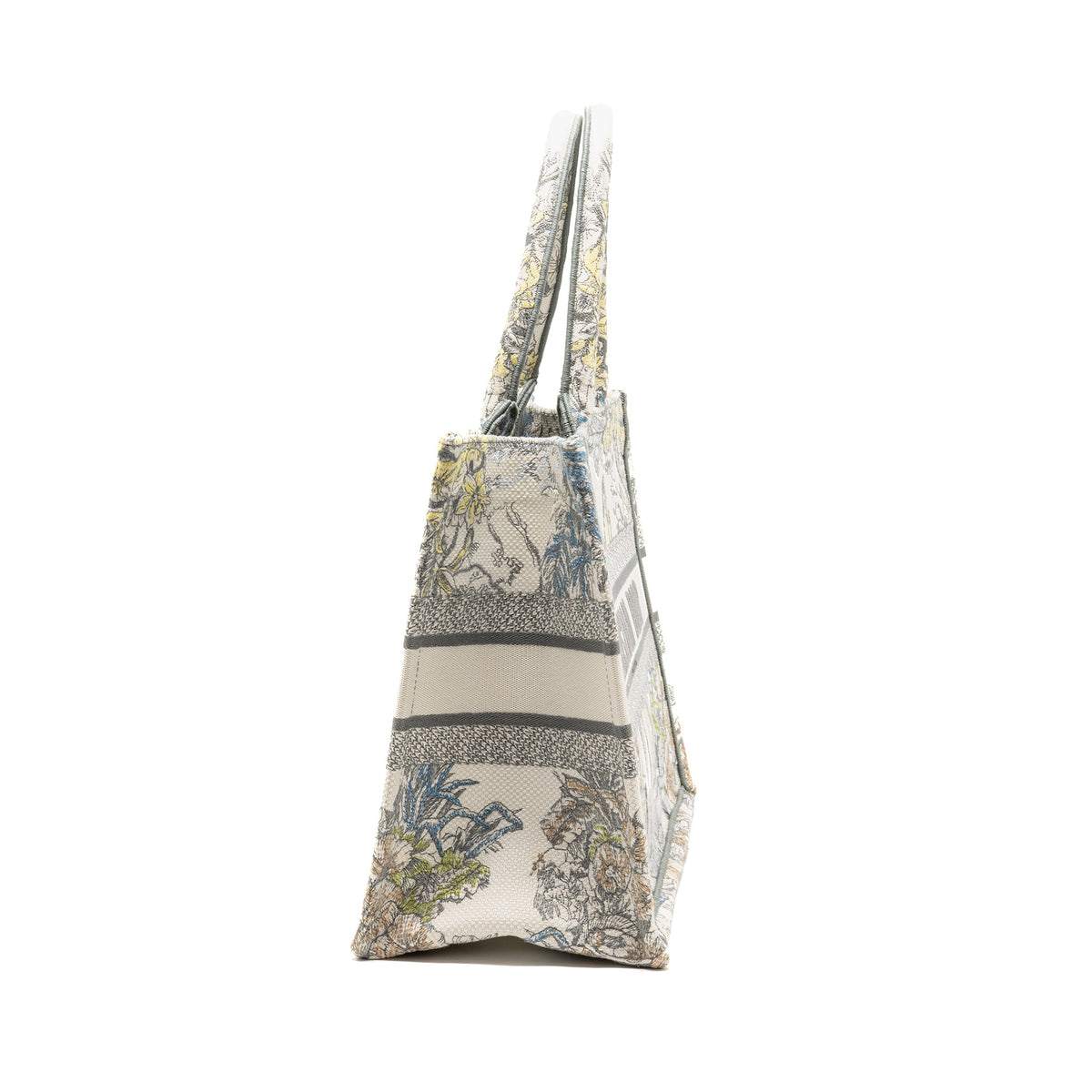 dior-medium-book-tote-reve-dinfini-embroidery-canvas-multicolour