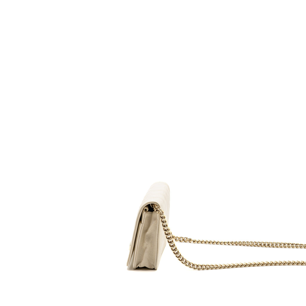 chanel-boy-wallet-on-chain-caviar-white-lghw-1