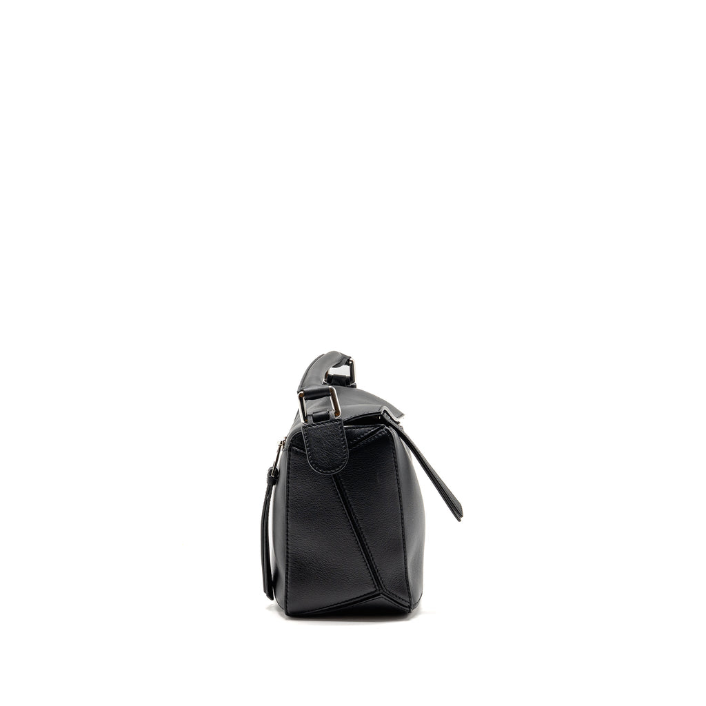 loewe-small-puzzle-bag-calfskin-black-shw-copy
