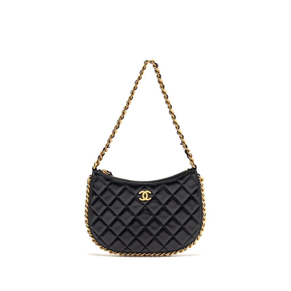 chanel-23b-round-hobo-shoulder-bag-lambskin-black-ghwmicrochip