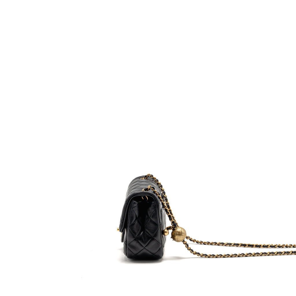 chanel-black-ghw-1