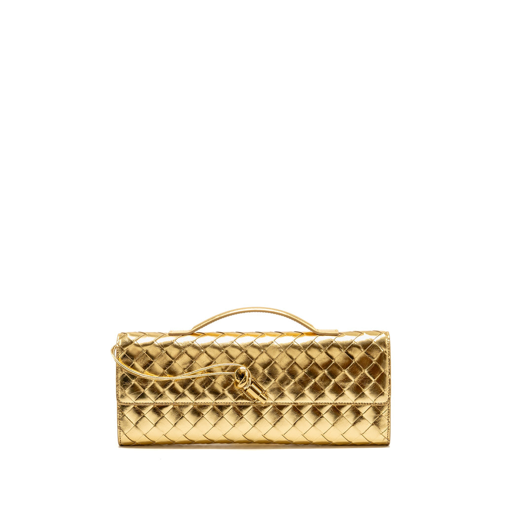 bottega-veneta-andiamo-clutch-foggy-mirror-effect-intrecciato-leather-gold-ghw