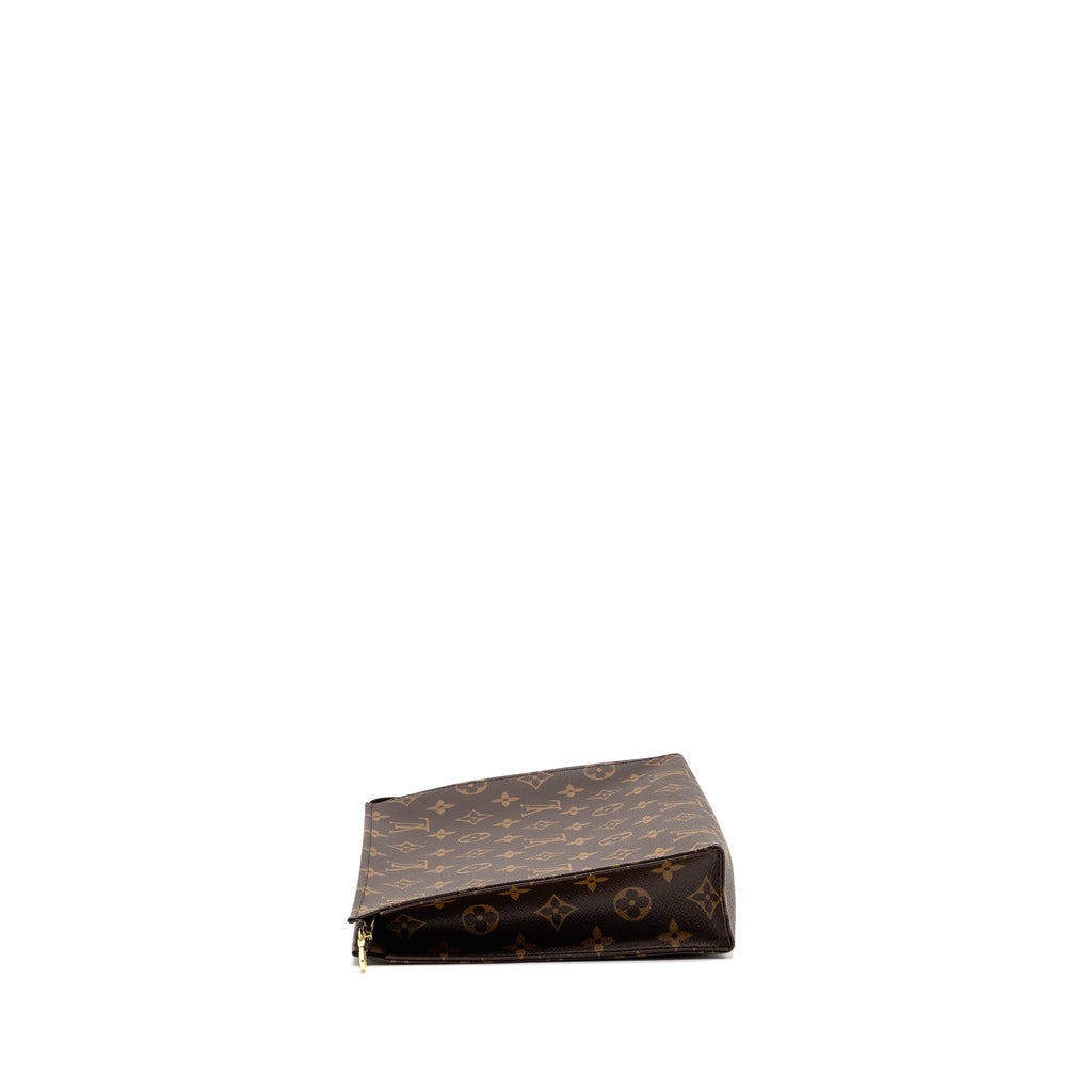 louis-vuitton-toiletry-pochette-26-monogram-canvas-ghw-18