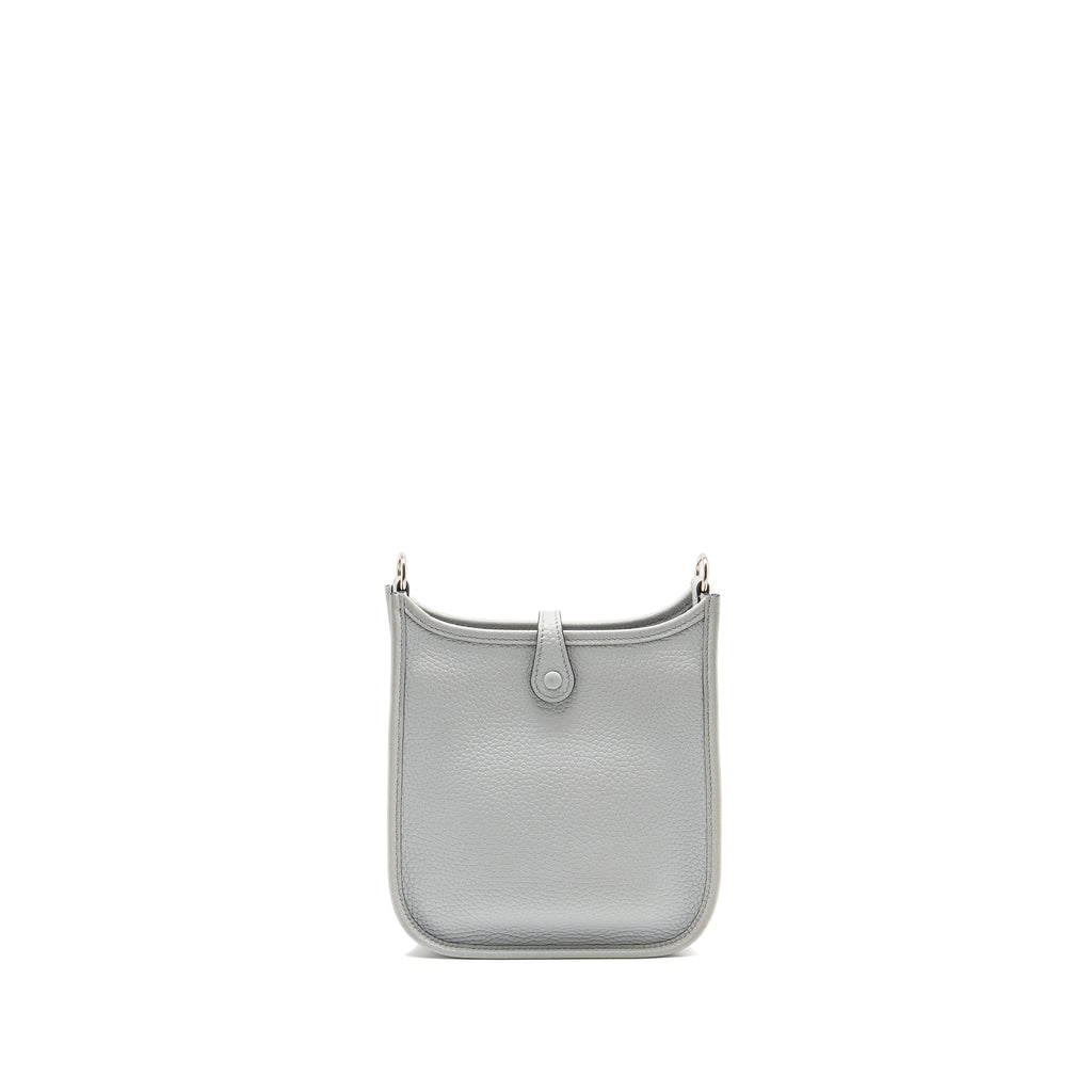 hermes-mini-evelyn-clemence-bleu-pale-bleu-indigo-shw-stamp-y-1