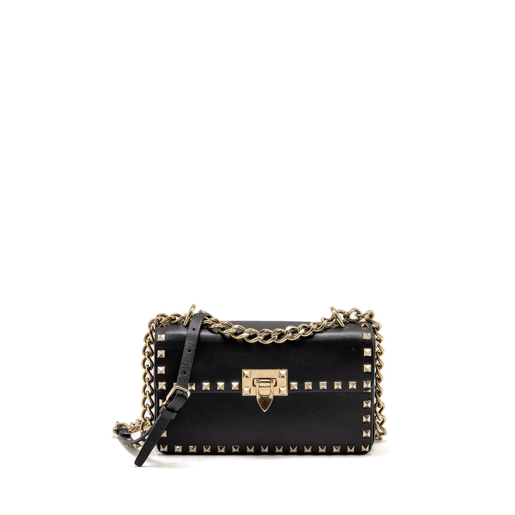 valentino-small-rockstud-crossbody-bag-with-chain-calfskin-black-ghw