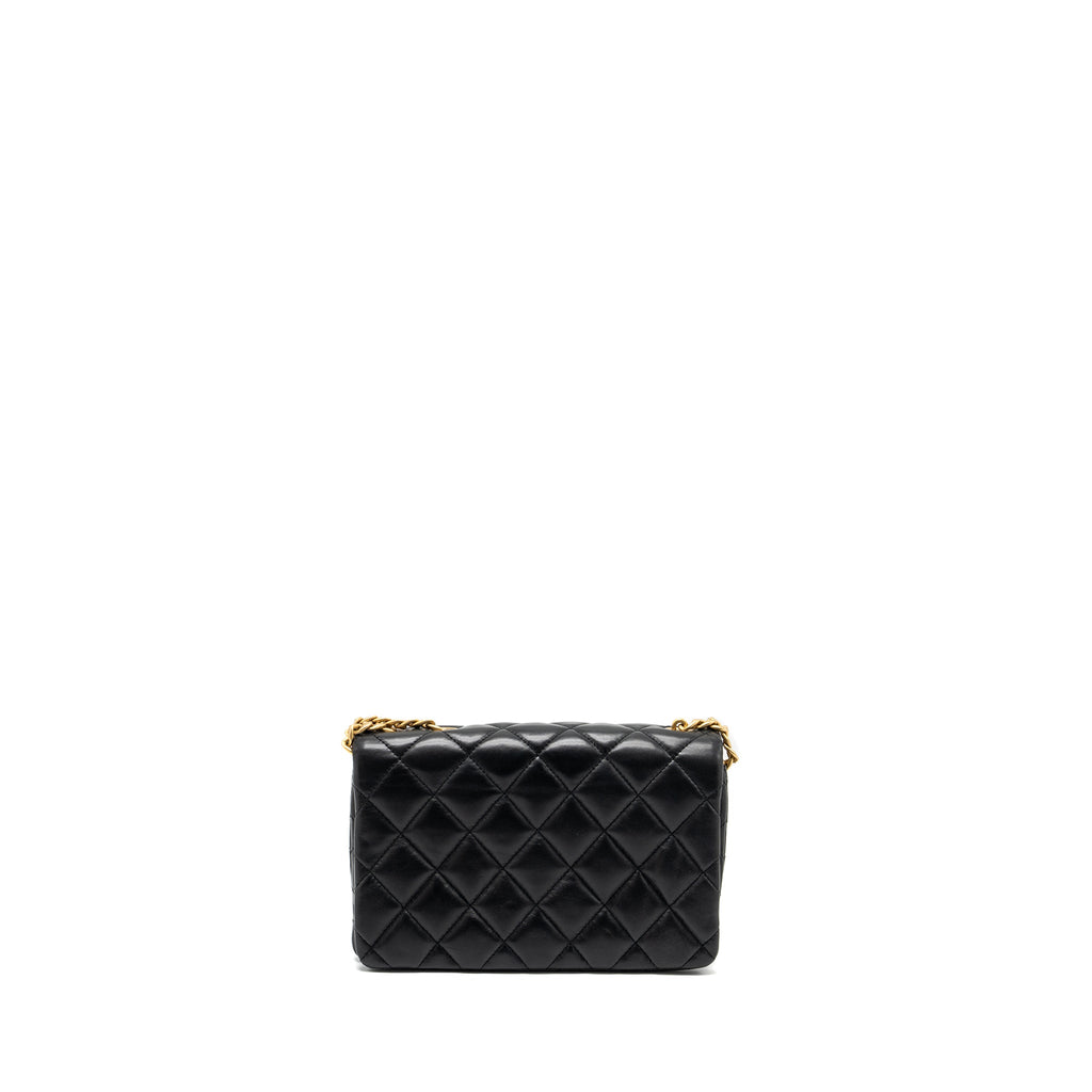 chanel-22k-gold-pillar-adjustable-chain-flap-bag-lambskin-black-brushed-ghw-microchip-copy