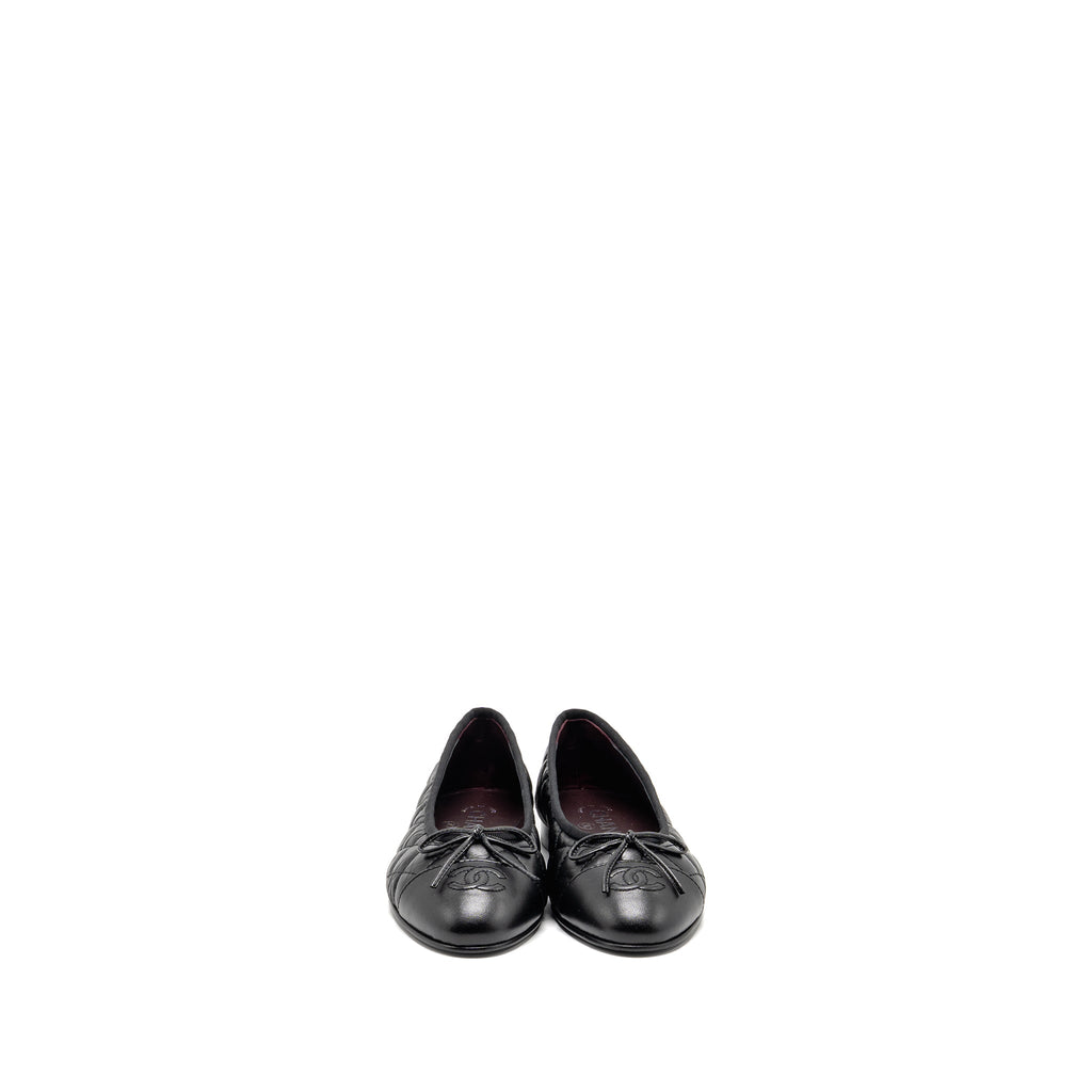 chanel-size-36-ballerinas-aged-calfskin-black