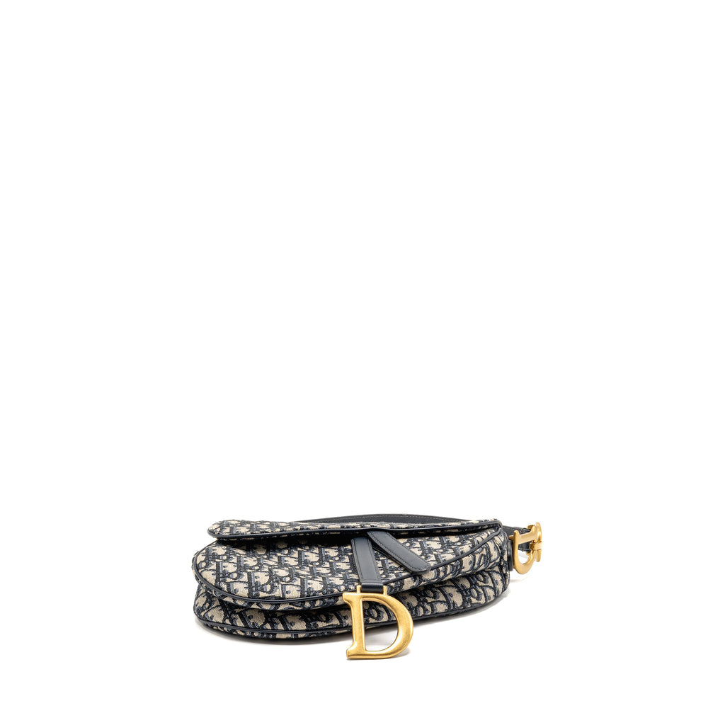dior-medium-saddle-bag-blue-oblique-canvas-calfskin-ghw-copy