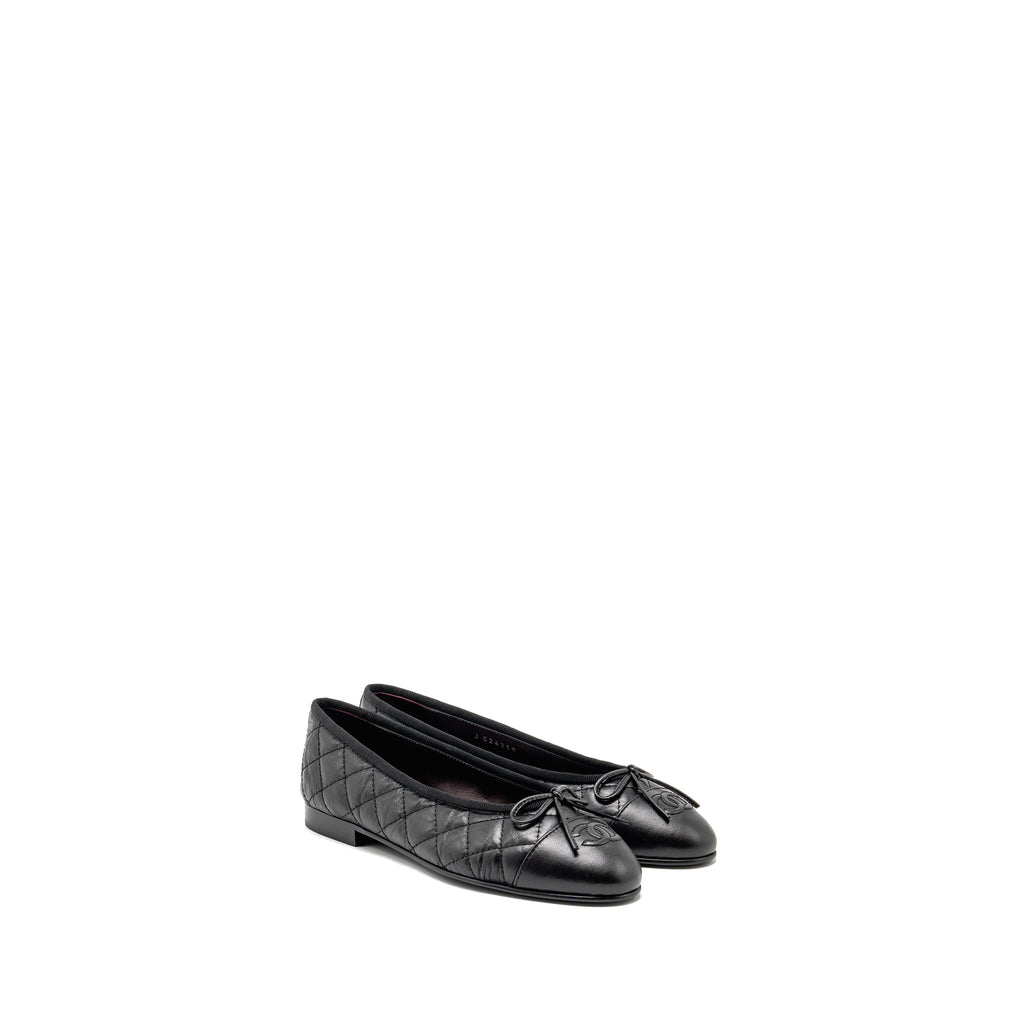 chanel-size-36-ballerinas-aged-calfskin-black