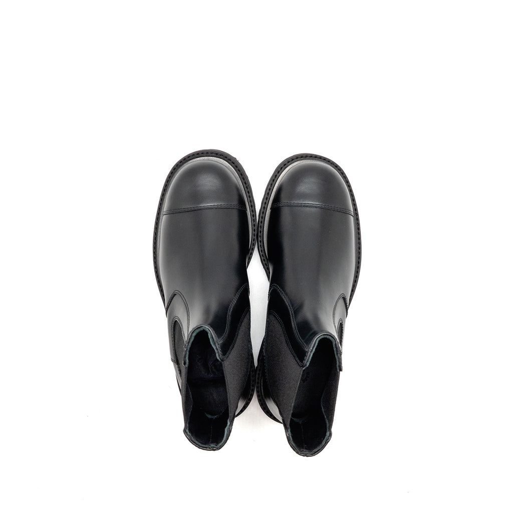 chanel-24b-size-36-cc-logo-short-boots-calfskin-black