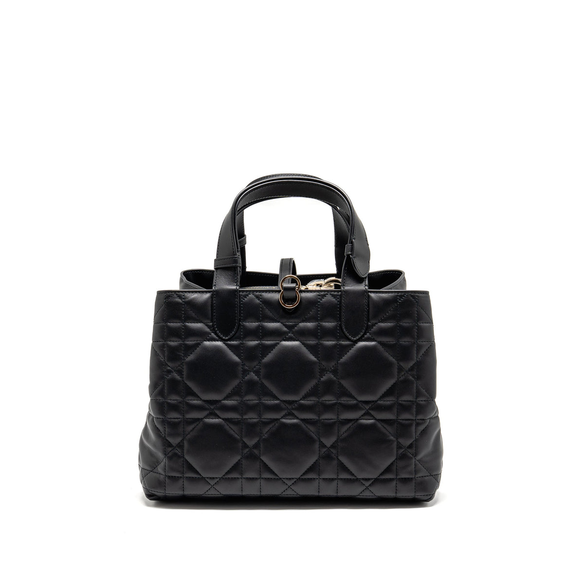 dior-medium-dior-toujours-tote-bag-macrocannage-calfskin-black-lghw-copy-2