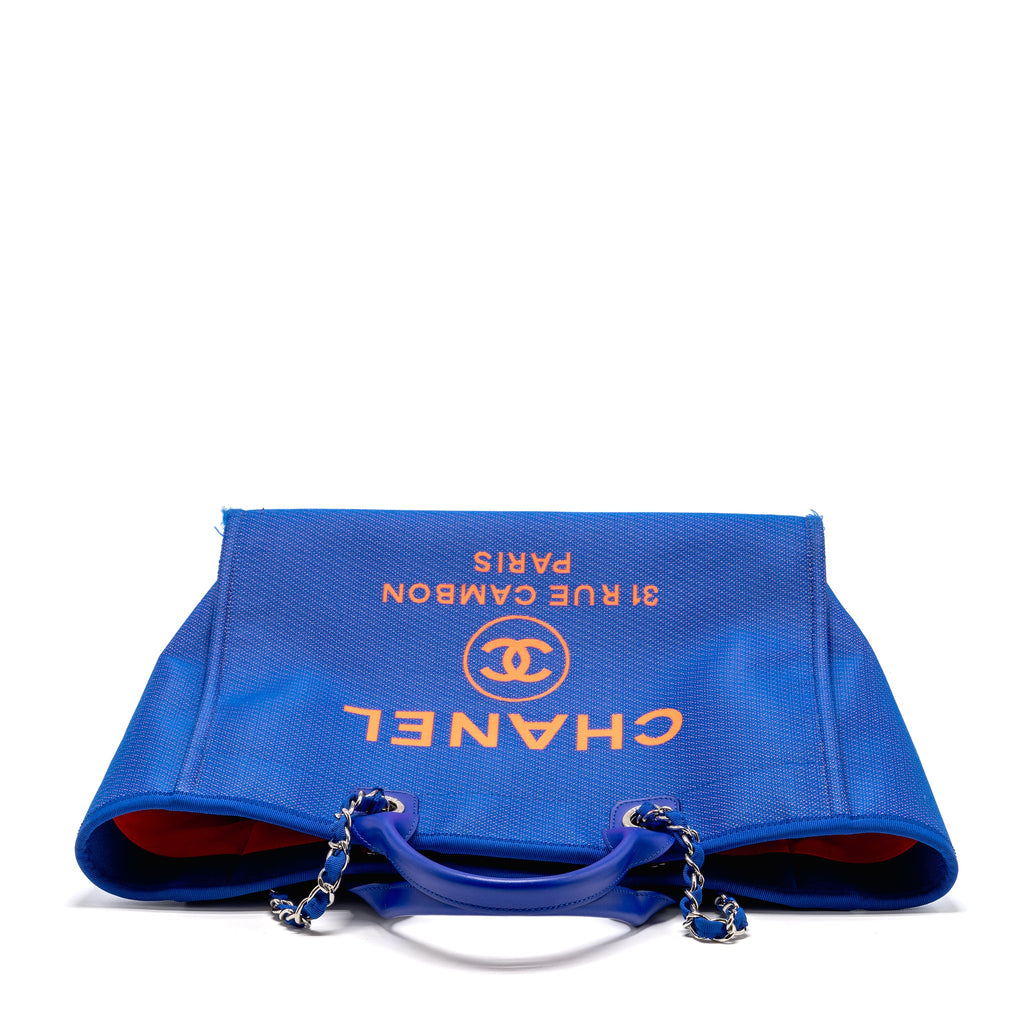 chanel-tote-blue