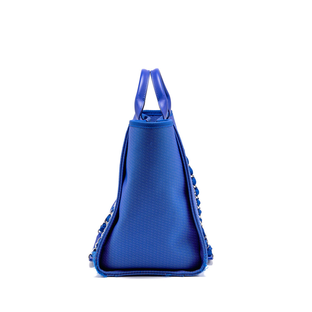 chanel-tote-blue