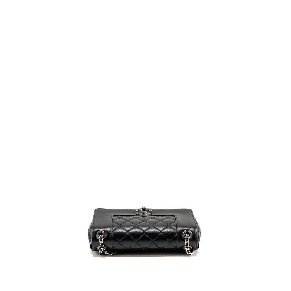chanel-mademoiselle-flap-bag-lambskin-black-shw
