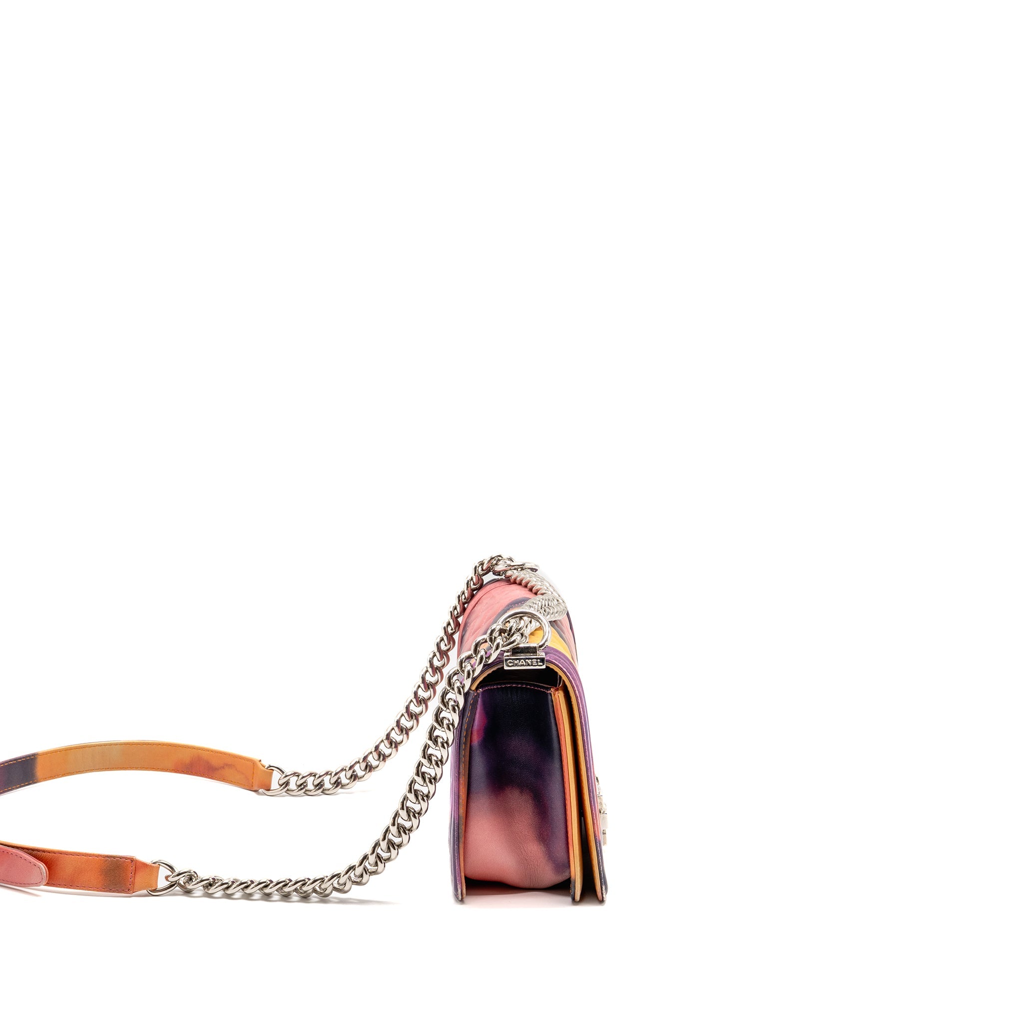 chanel-medium-boy-bag-flower-print-lambskin-multicolour-shw