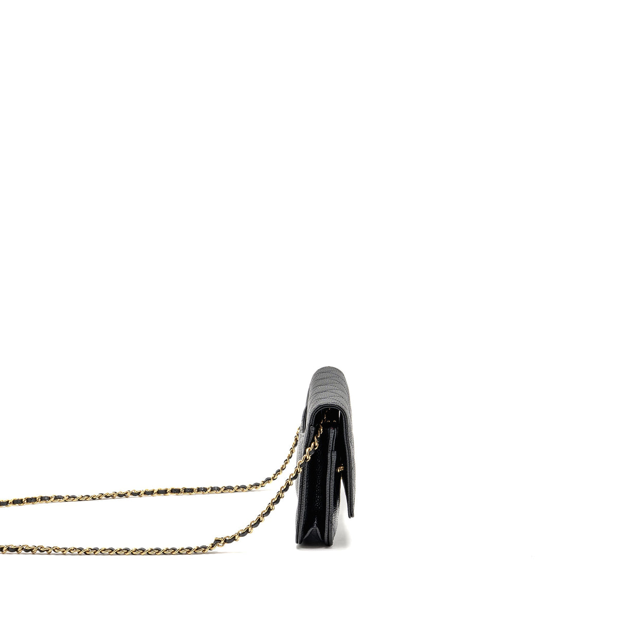 chanel-classic-wallet-on-chain-caviar-black-ghwmicrochip-3