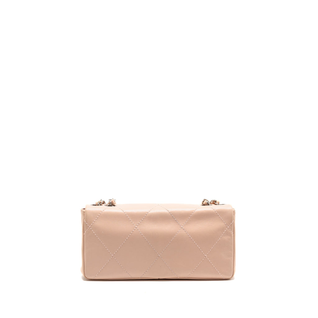 chanel-vintage-giant-cc-flap-bag-lambskin-rose-clair-shw