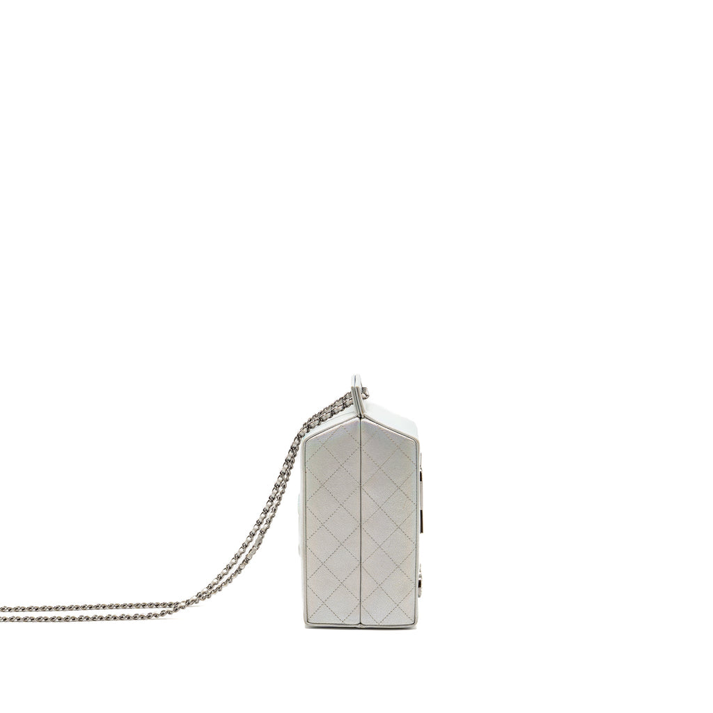chanel-14k-limited-edition-runway-lait-de-coco-milk-carton-evening-chain-bag-goatskin-iridescent-silver-shiny-ruthenium-hardware