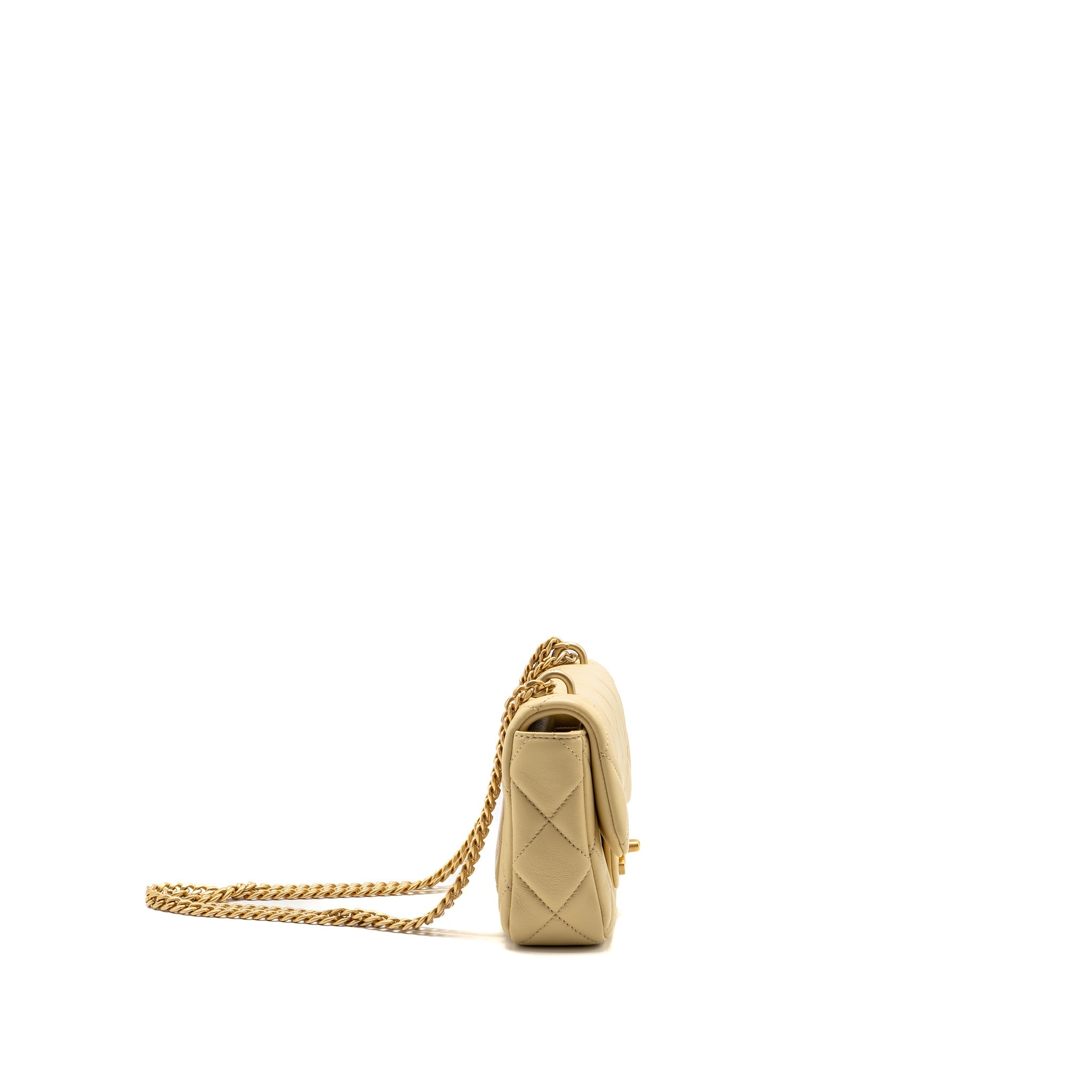 chanel-yellow