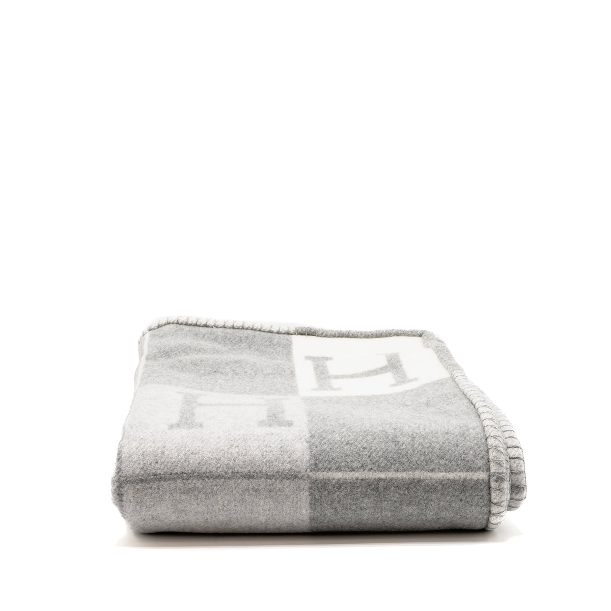 hermes-avalon-throw-blanket-gris-clair-8