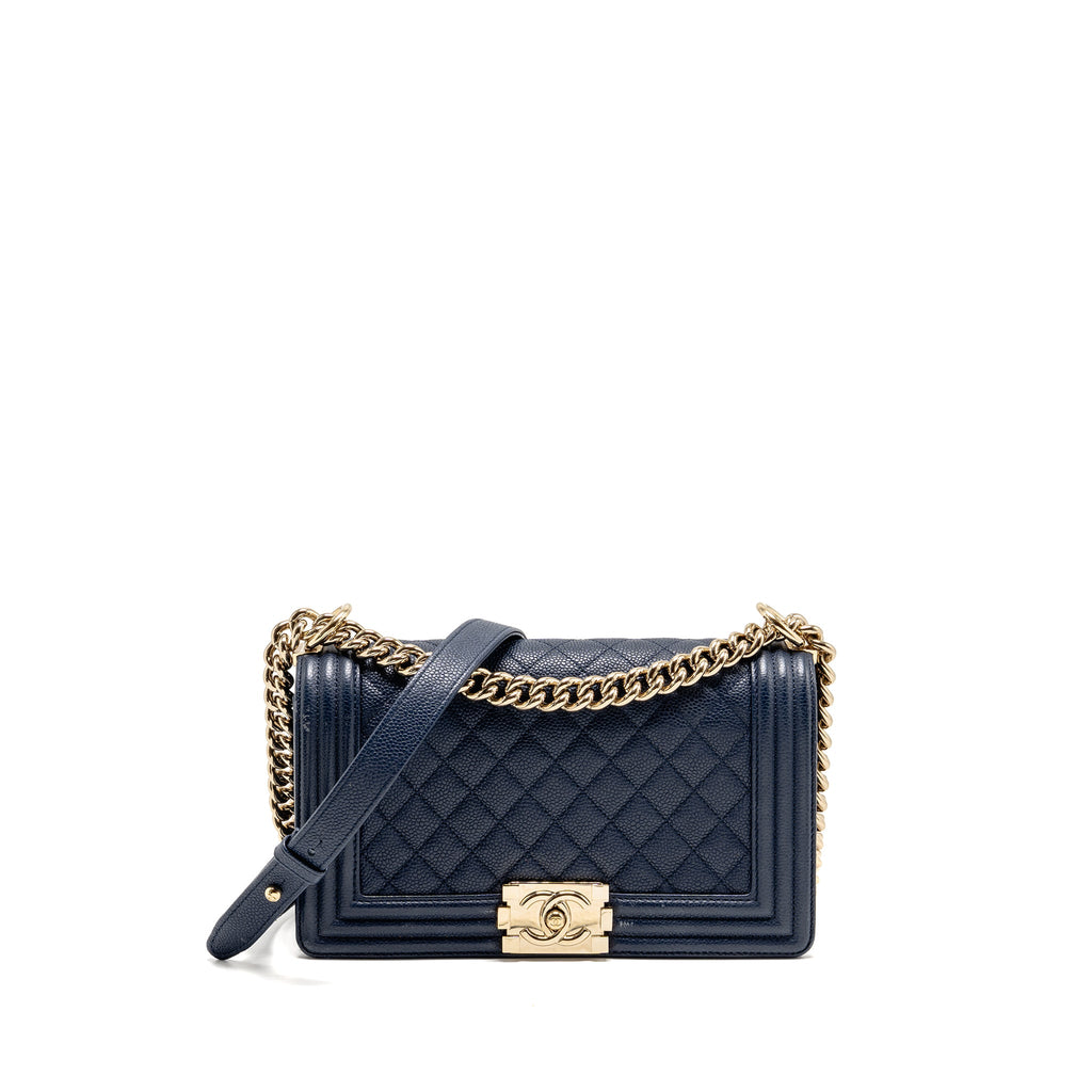 chanel-medium-boy-bag-caviar-navy-lghw