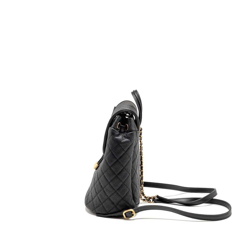 chanel-black-backpack