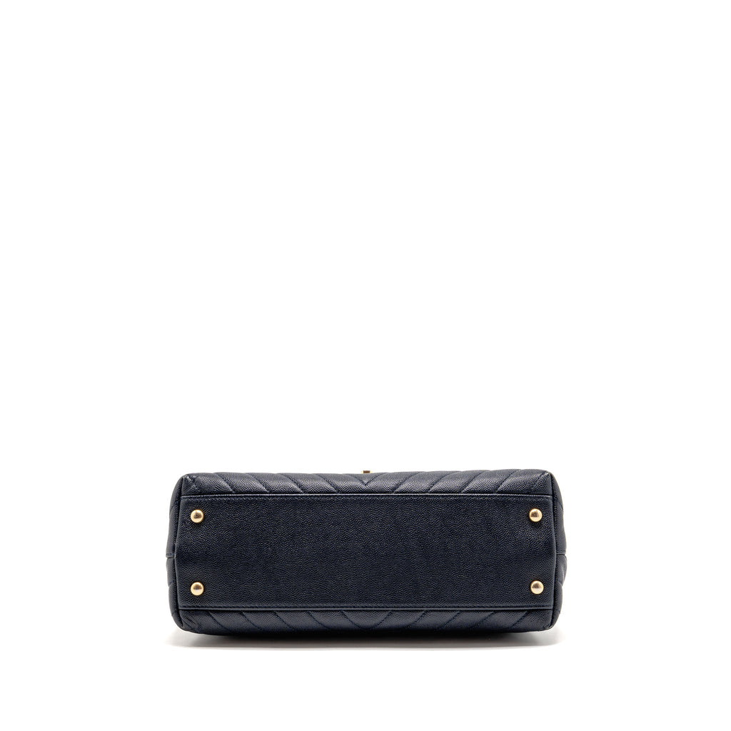 chanel-medium-chevron-coco-handle-bag-caviar-with-lizard-handle-navy-ghw