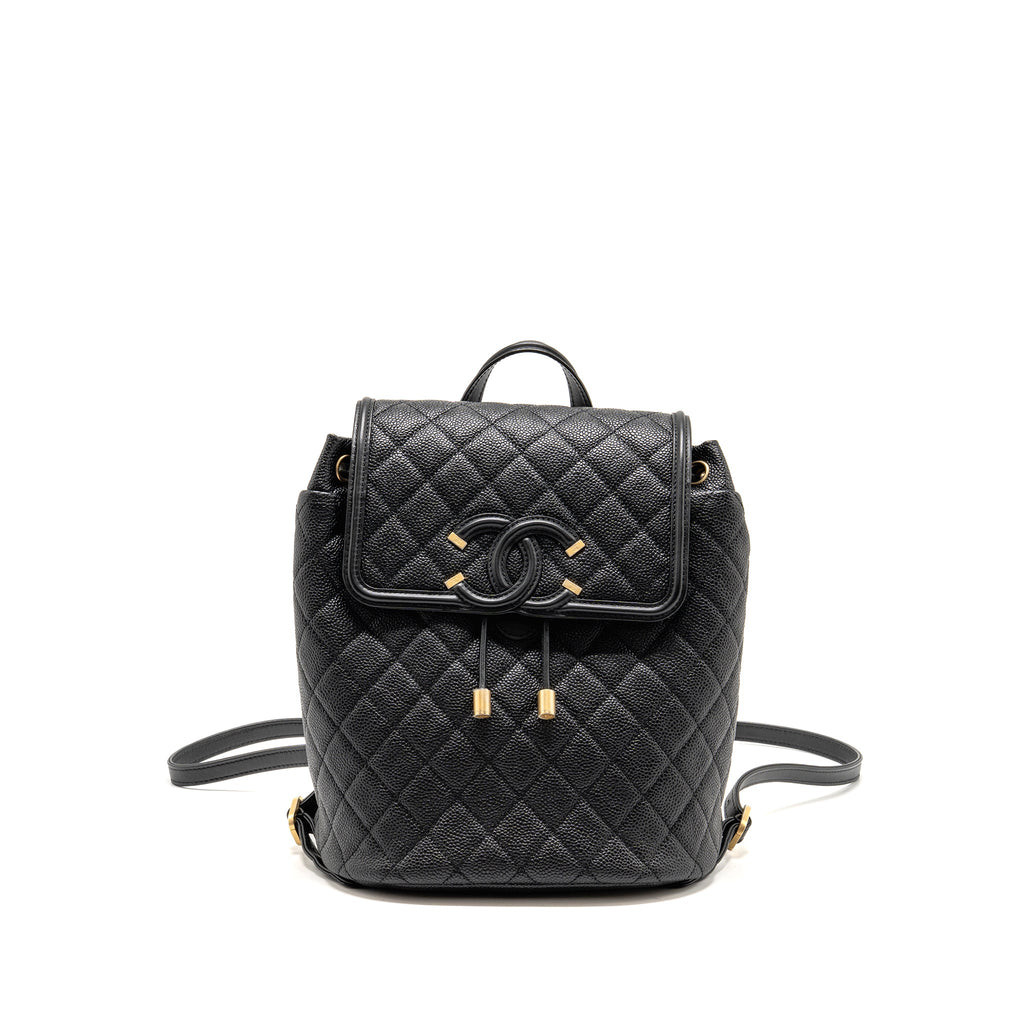 chanel-black-backpack