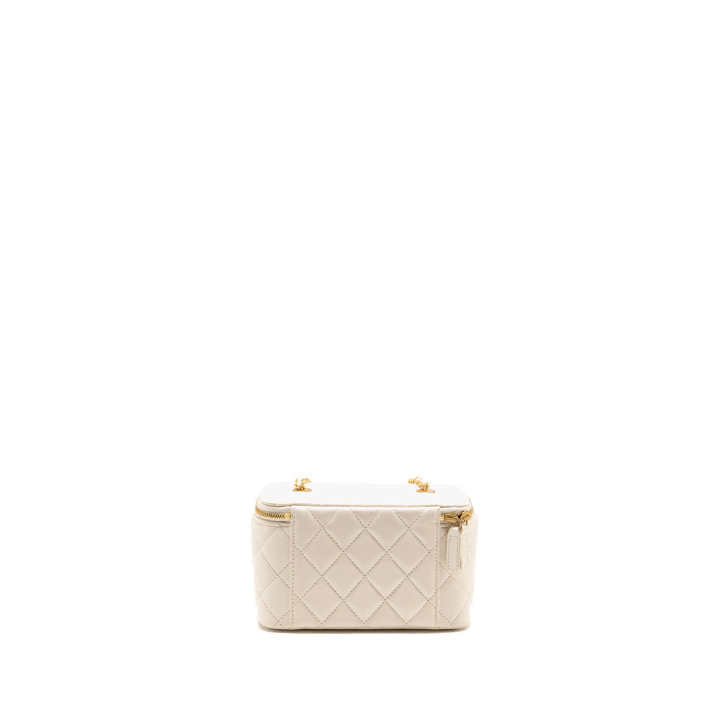 chanel-22k-long-vanity-with-coco-love-detailed-chain-lambskin-white-ghw-microchip-copy