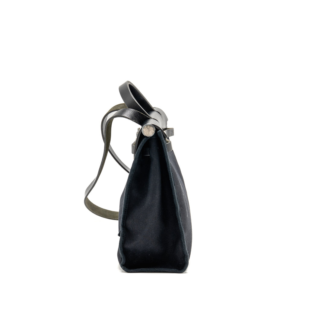 hermes-herbag-31-zip-bag-canvas-hunter-leather-black-shw-stamp-square-h