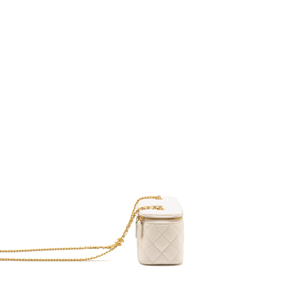 chanel-22k-long-vanity-with-coco-love-detailed-chain-lambskin-white-ghw-microchip-copy