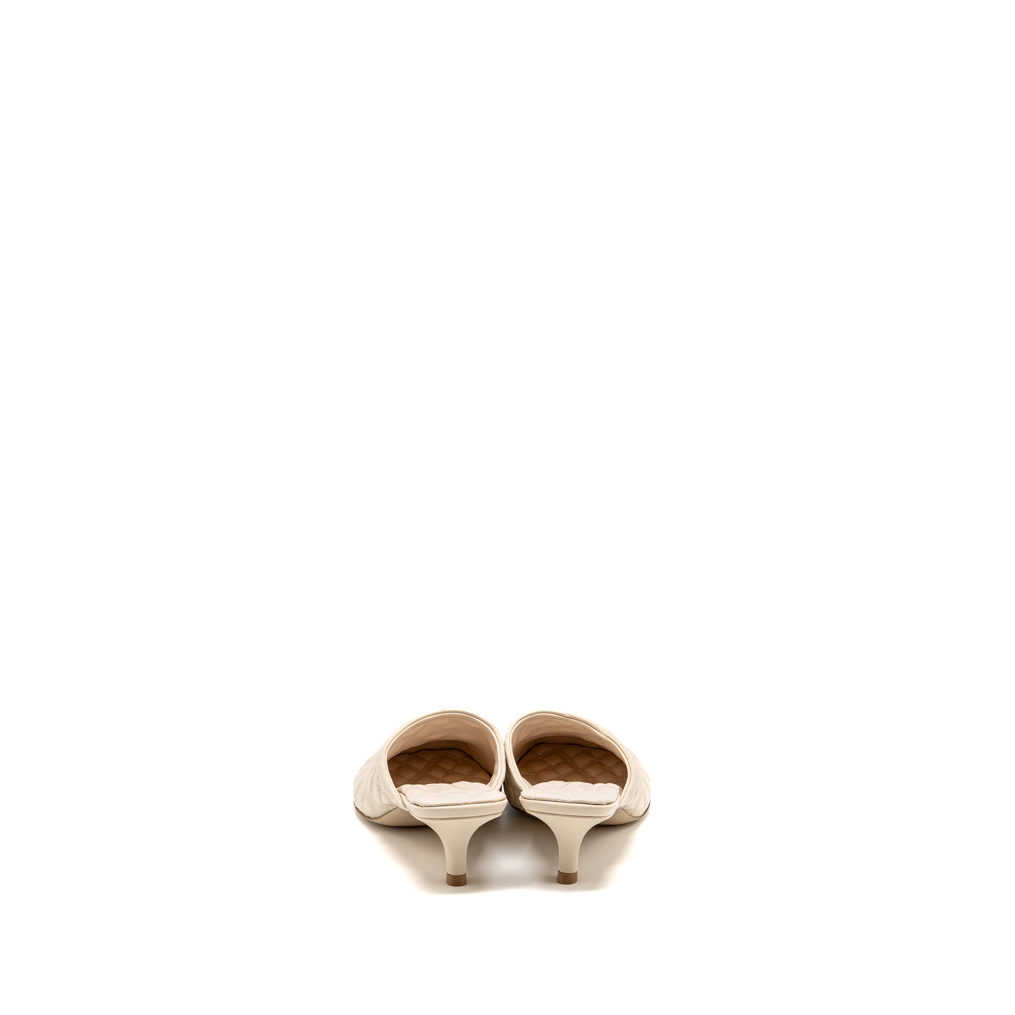 burberry-size-37-embroidered-quilted-slip-on-mules-leather-light-beige-copy