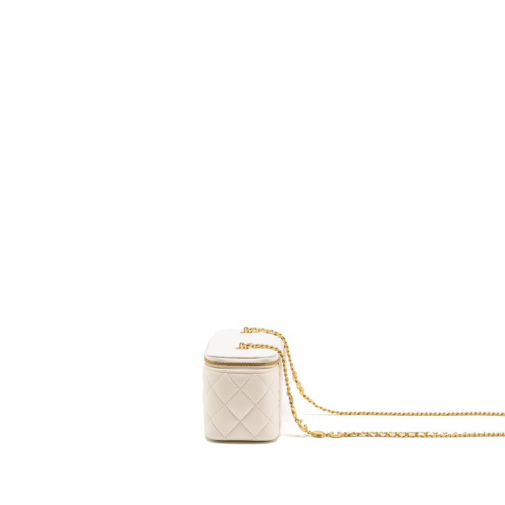chanel-22k-long-vanity-with-coco-love-detailed-chain-lambskin-white-ghw-microchip-copy