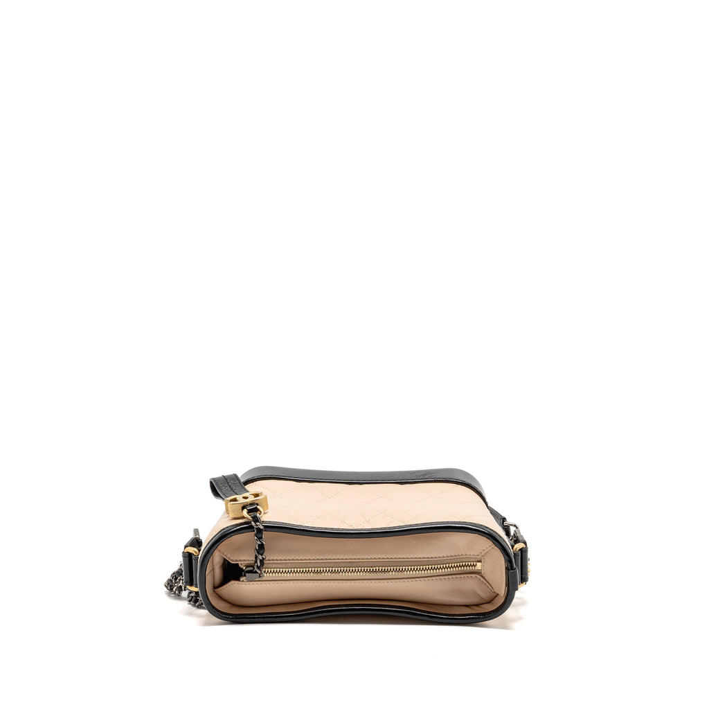 chanel-small-gabrielle-hobo-bag-aged-calfskin-beige-black-multicolour-hardware-copy