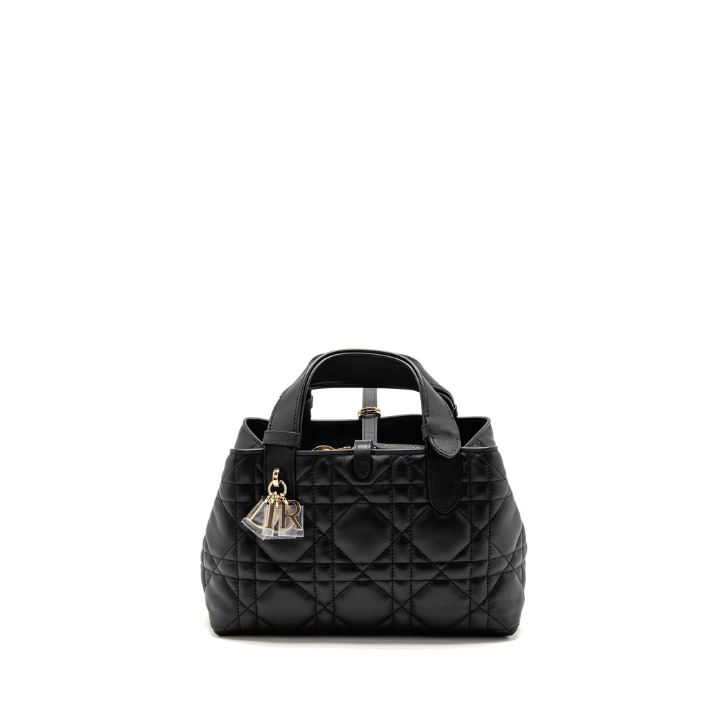 dior-small-toujours-tote-bag-macrocannage-calfskin-black-lghw