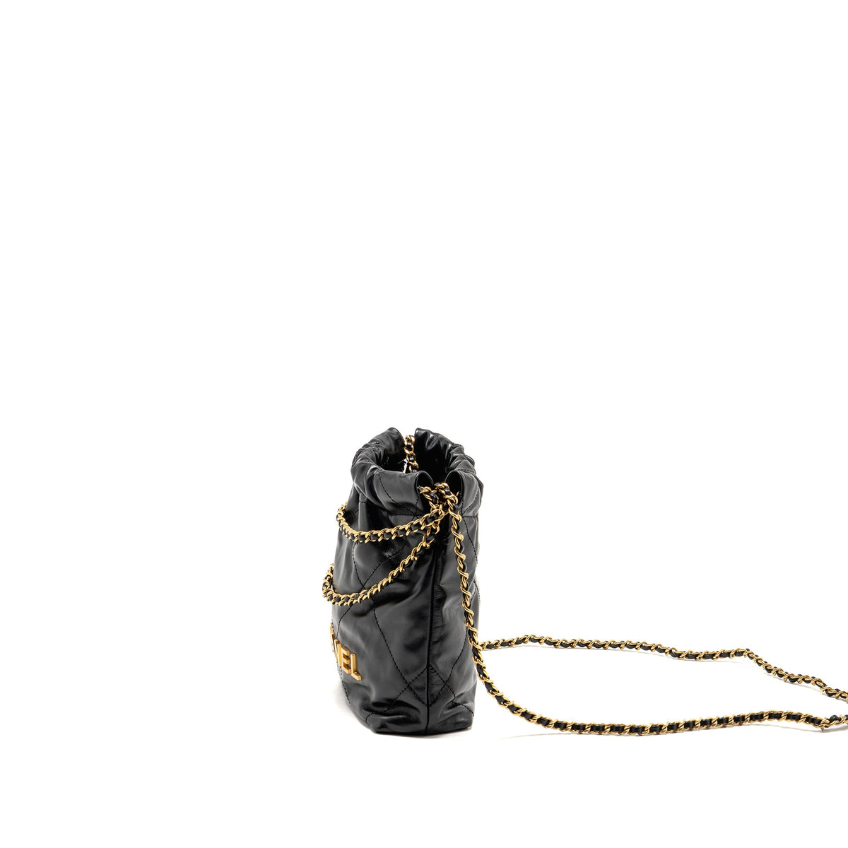 chanel-22-black-3