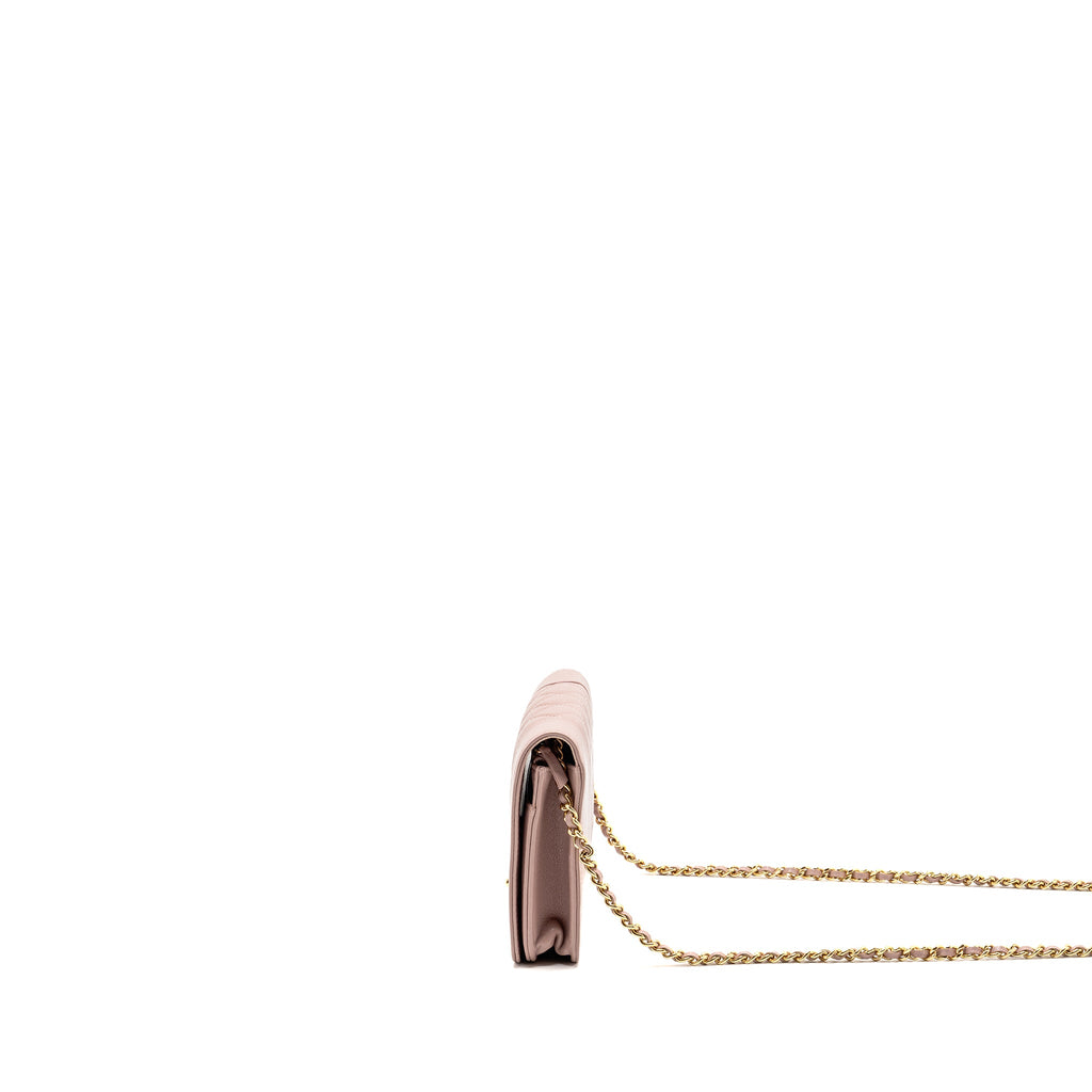 chanel-cc-logo-wallet-with-chain-goatskin-pink-ghw