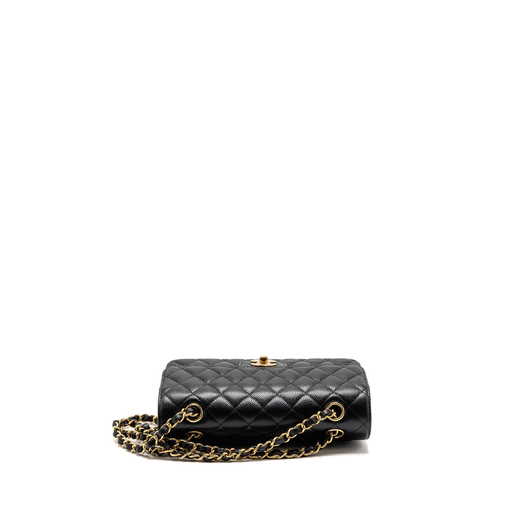 chanel-small-classic-double-flap-bag-caviar-black-ghw-microchip-copy-1