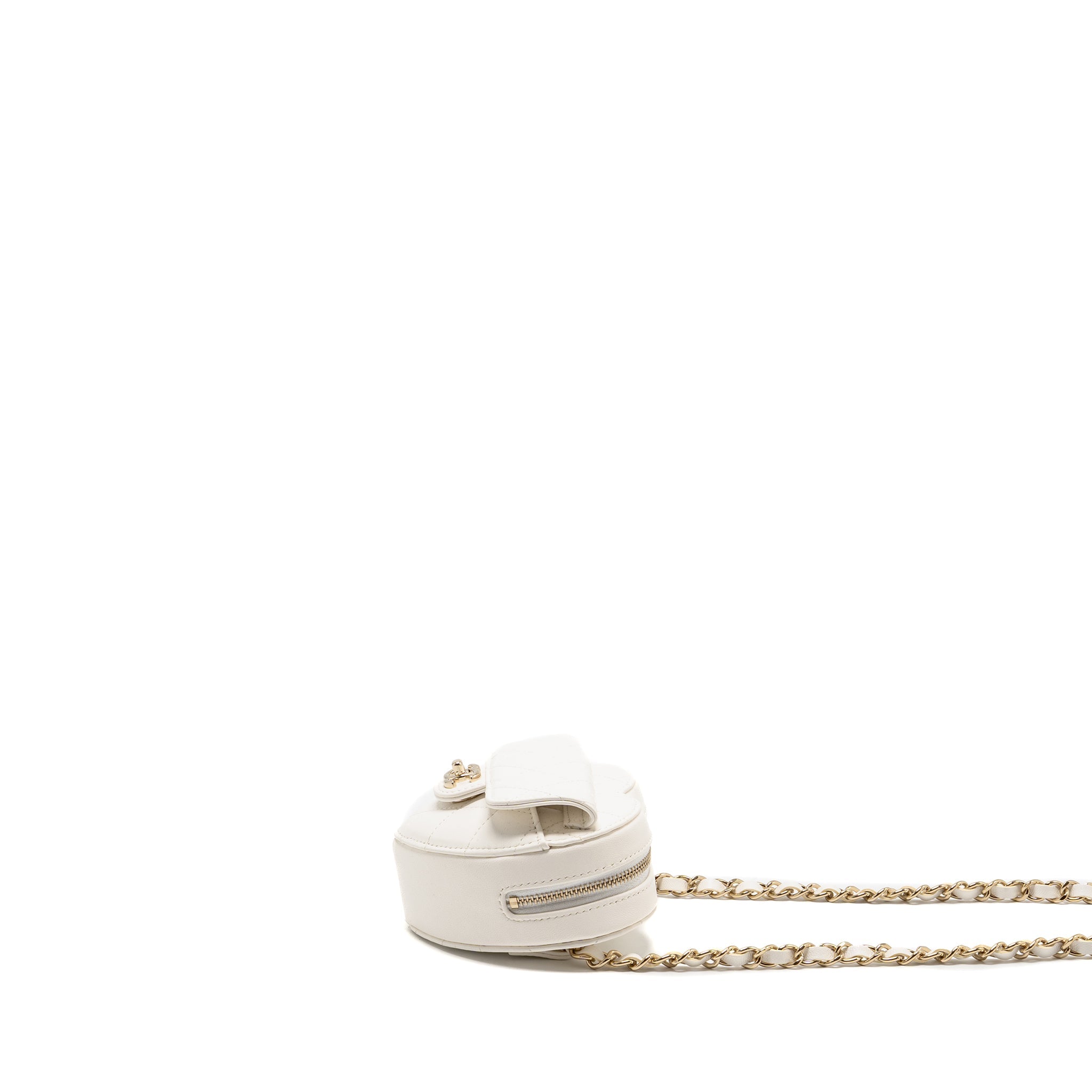 chanel-22s-heart-belt-bag-lambskin-white-lghw-1