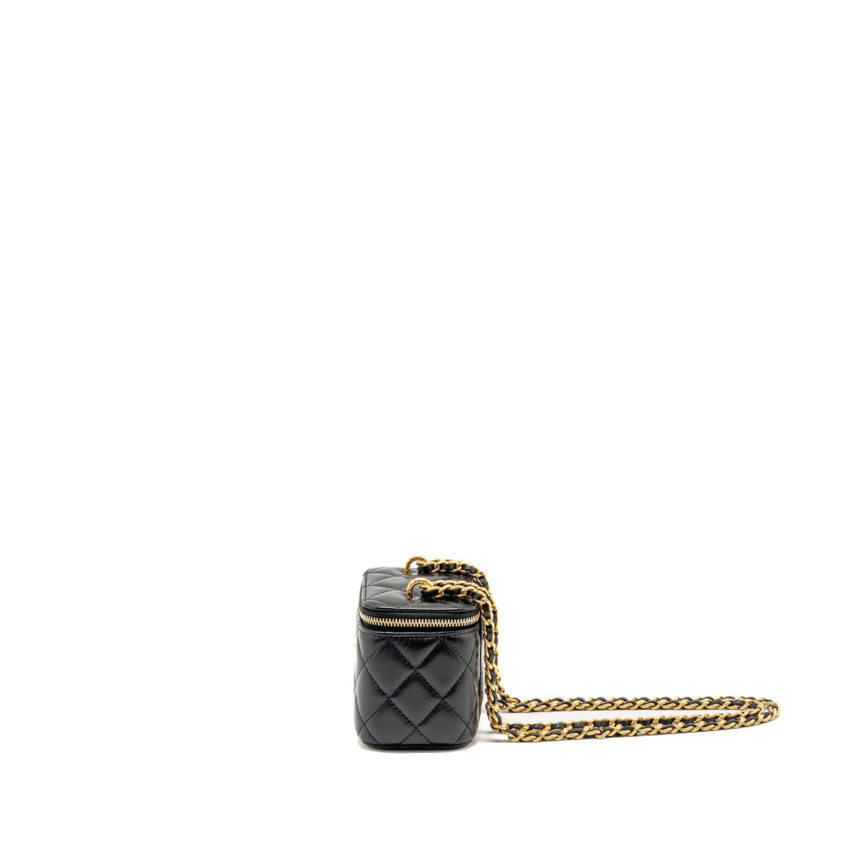 chanel-detail-cc-logo-mini-vanity-case-with-chain-lambskin-black-ghwmicrochip