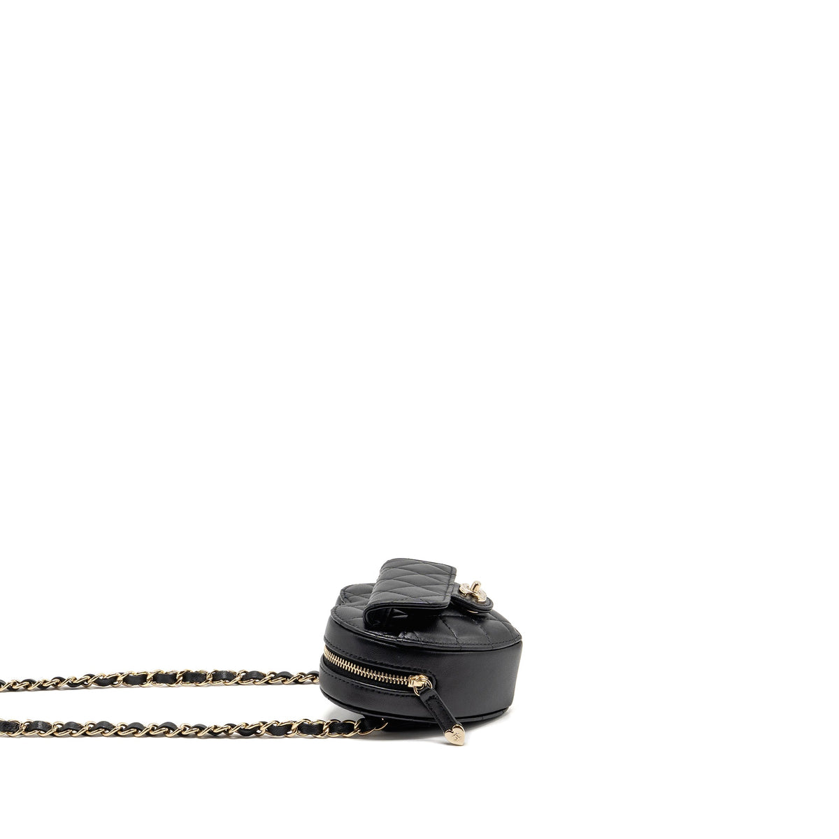 chanel-22s-heart-belt-bag-lambskin-black-lghw-4