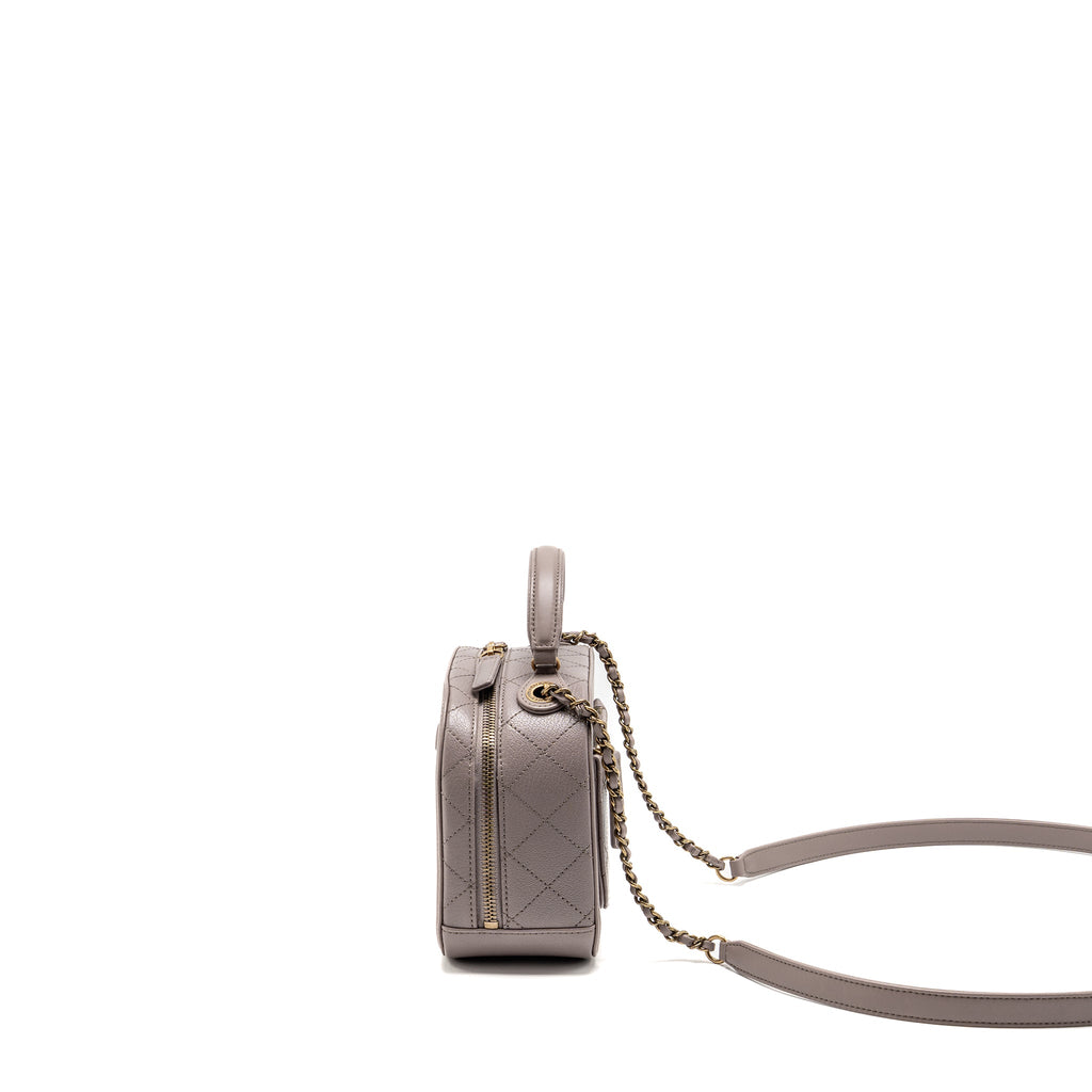 chanel-coco-curve-vanity-bag-with-top-handle-calfskin-grey-ghw