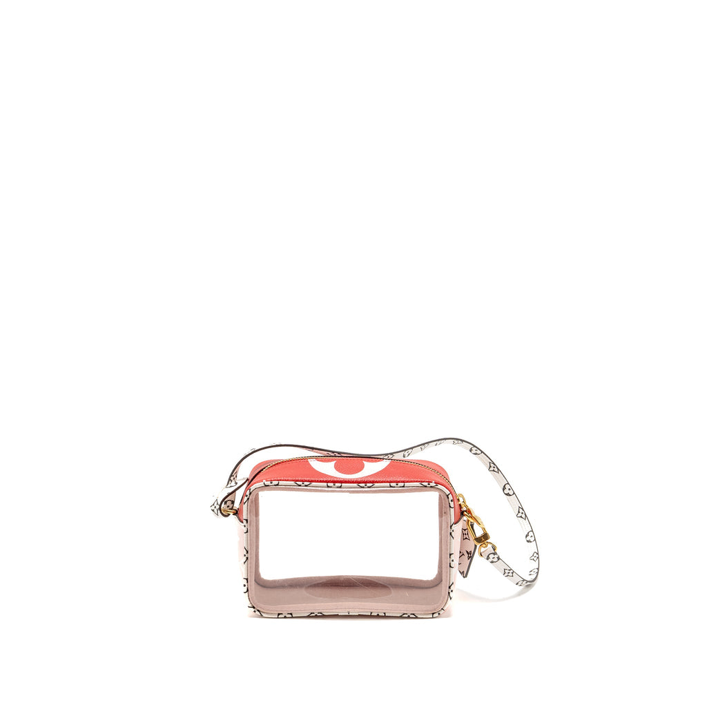 louis-vuitton-beach-pouch-monogram-giant-canvas-pvc-multicolour-ghw