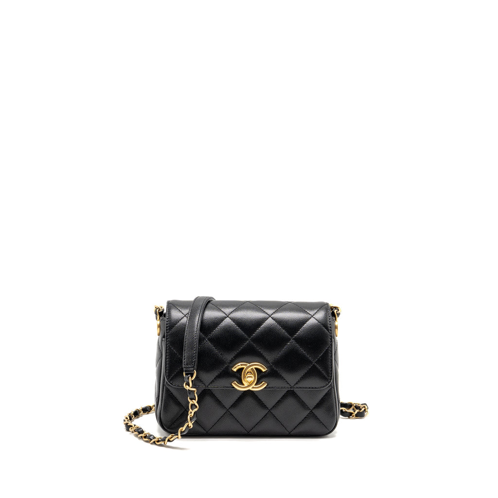 chanel-24b-quilted-flap-bag-caviar-black-ghwmicrochip
