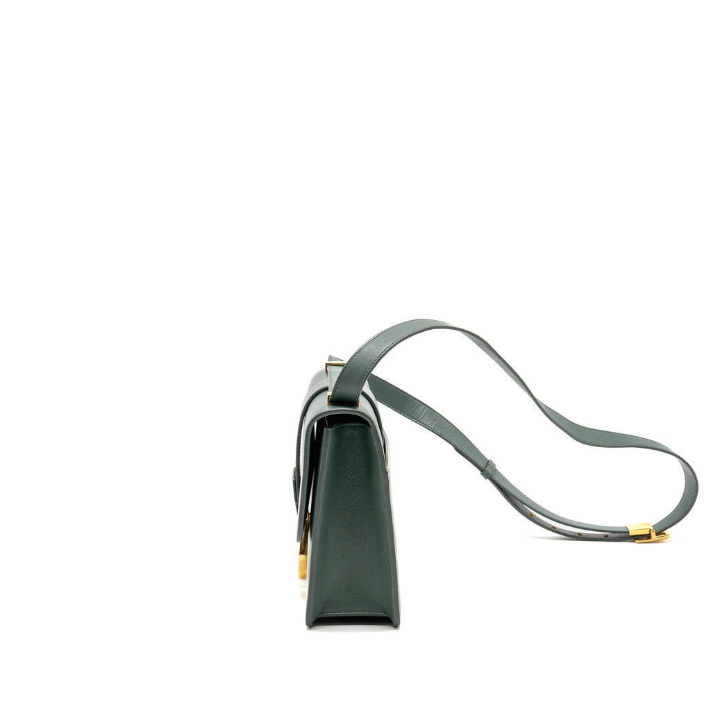 dior-30-montaigne-medium-flap-bag-calfskin-green-ghw